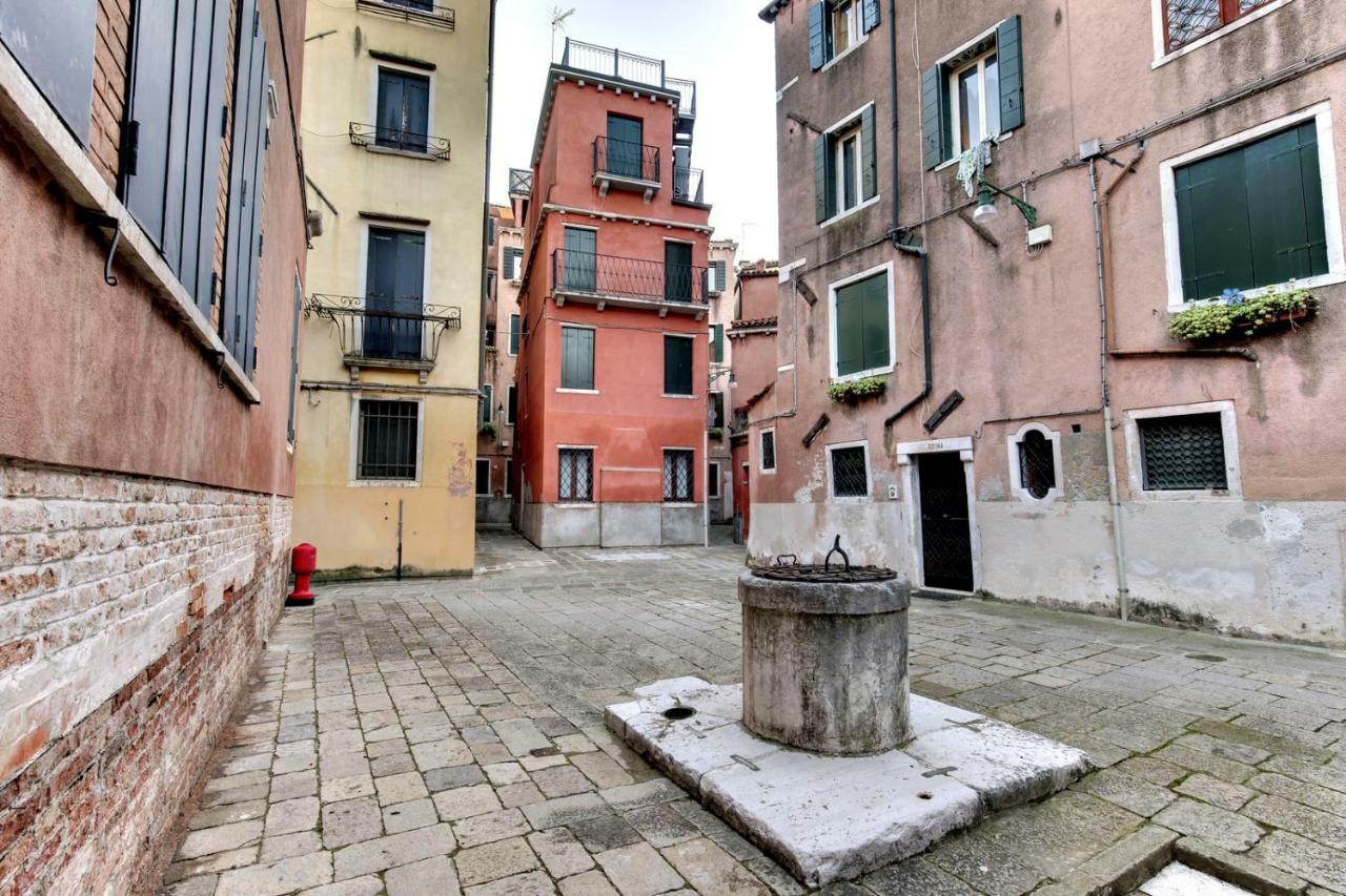 Modern Apartment Venice With Terrace Exteriör bild